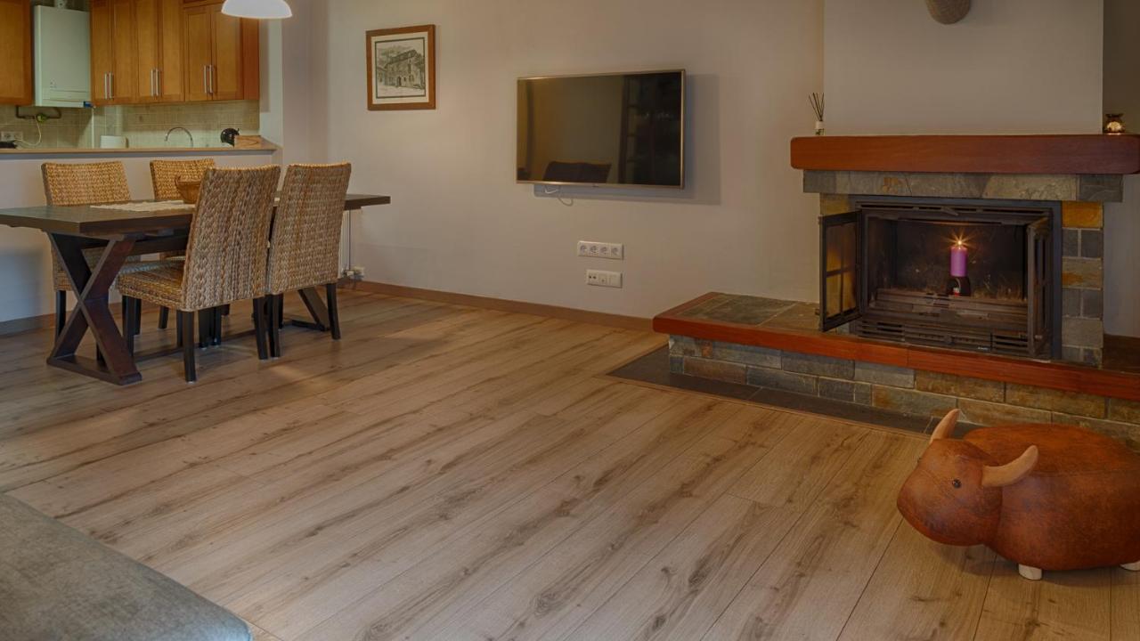 Saplan Real Estate Irissa Apartment Les Bagian luar foto