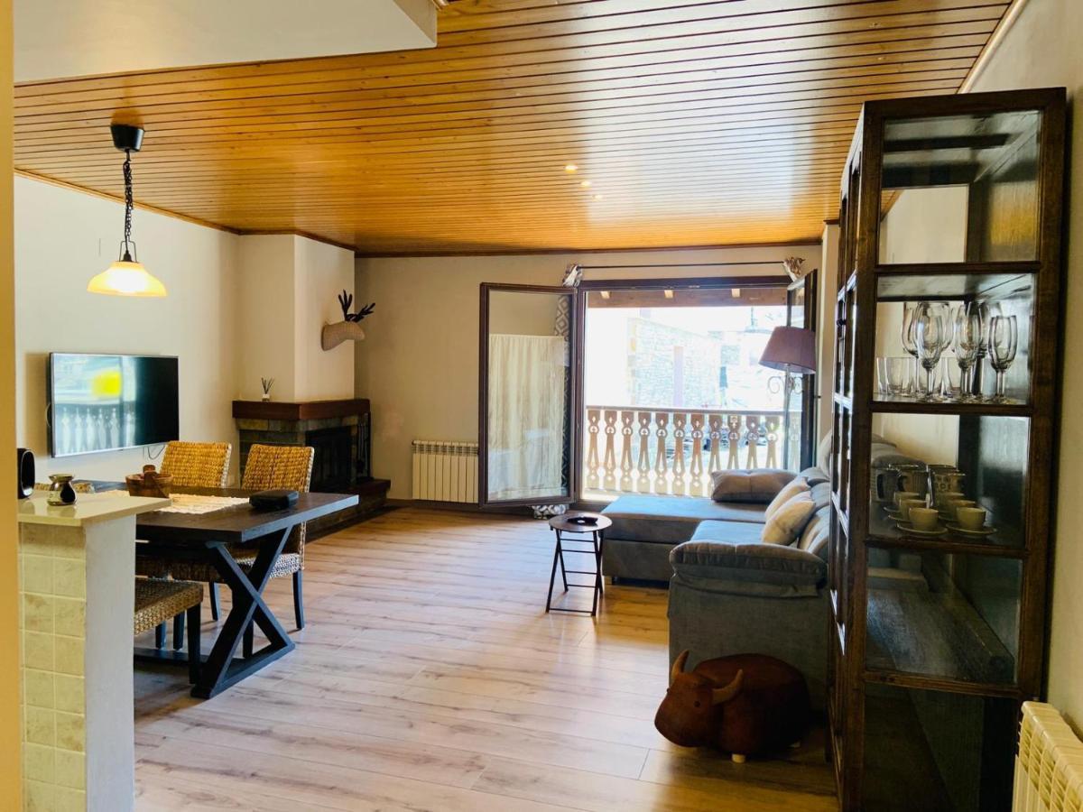 Saplan Real Estate Irissa Apartment Les Bagian luar foto